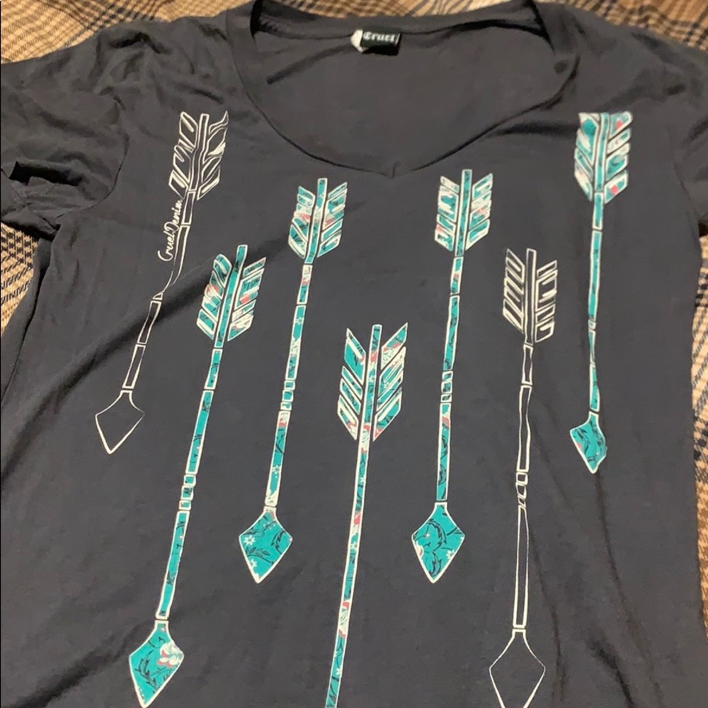 Tee - Picture 1 of 3